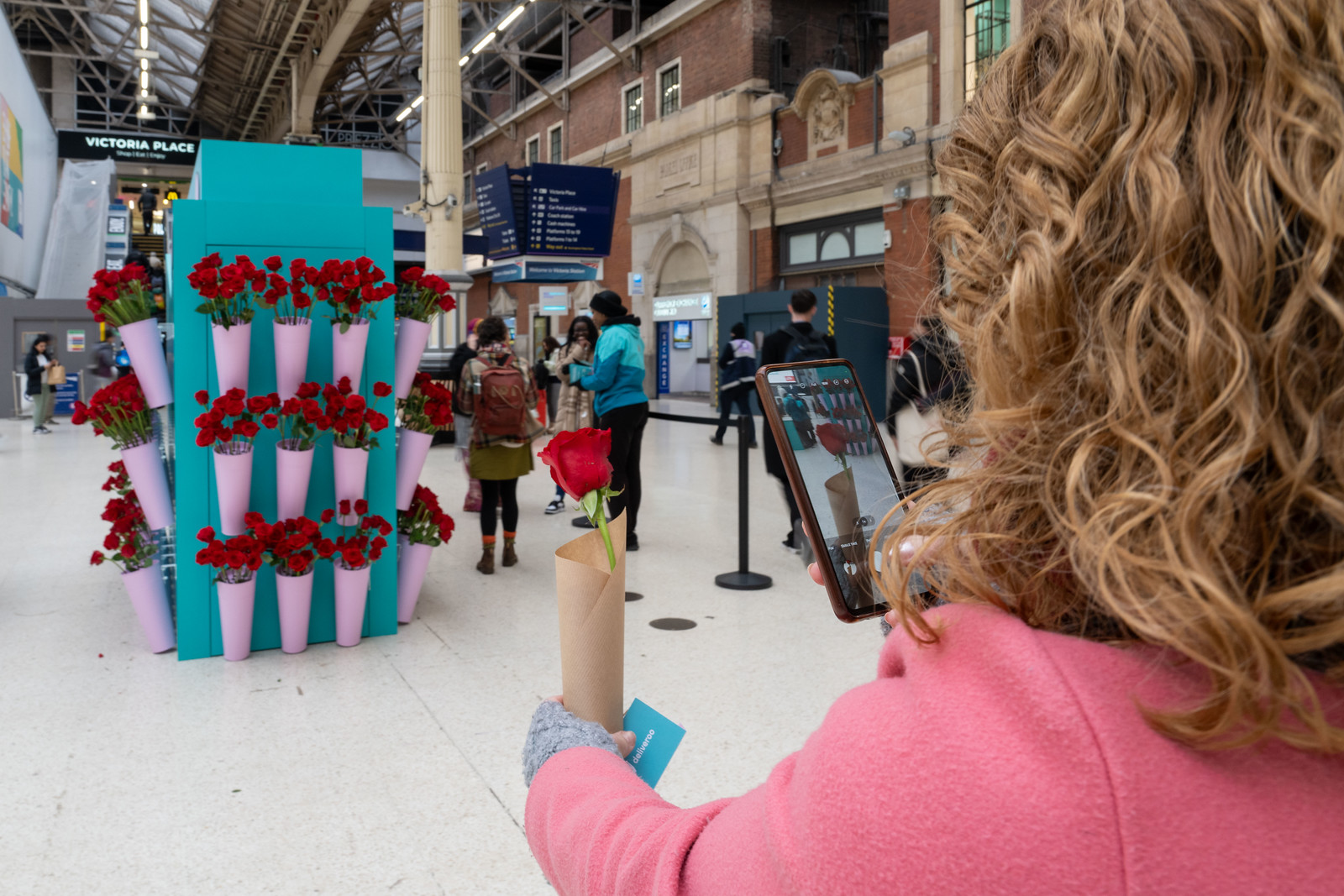 Deliveroo at London Victoria Valentine's Day 2025 8