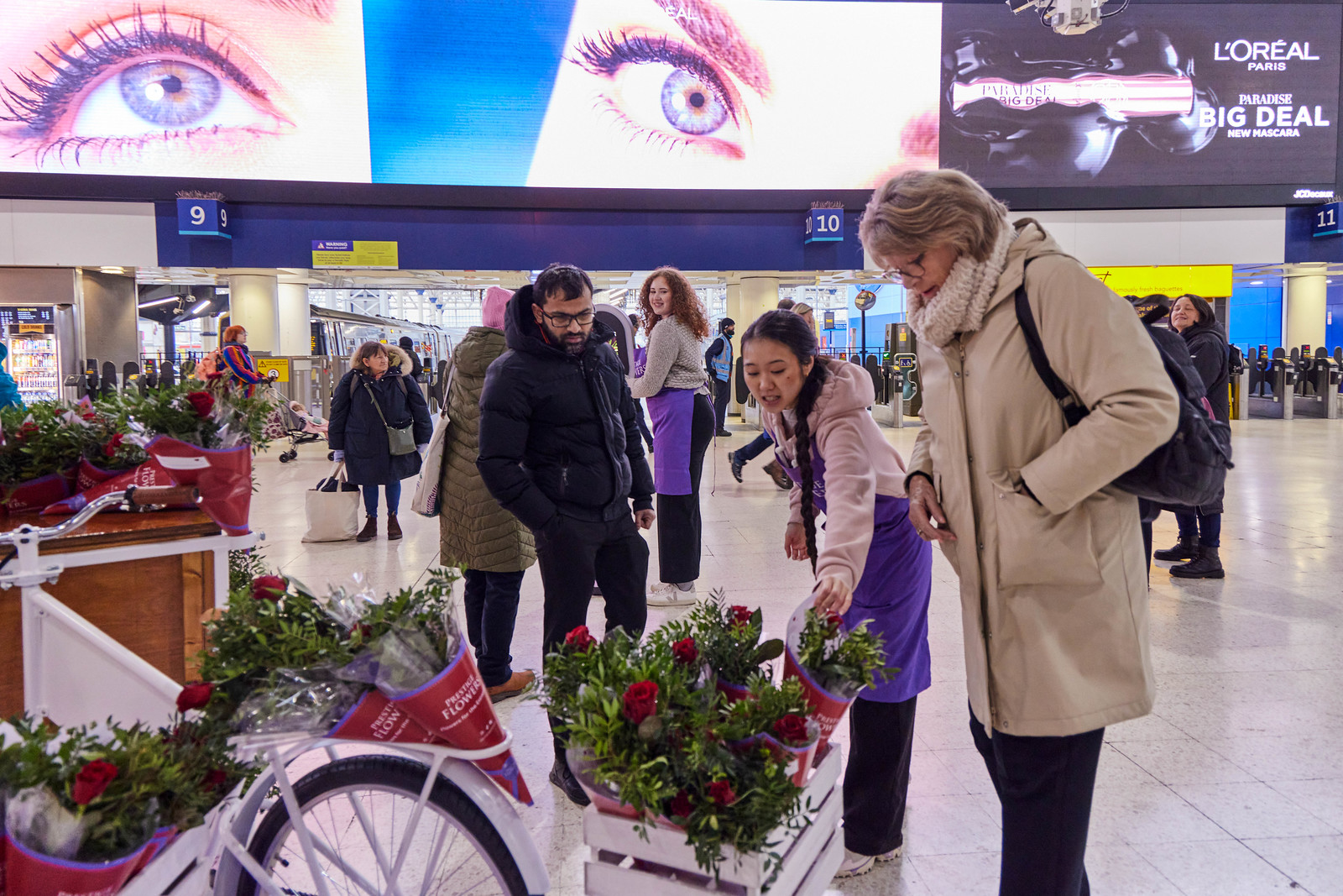 Prestige Flowers at London Waterloo 2