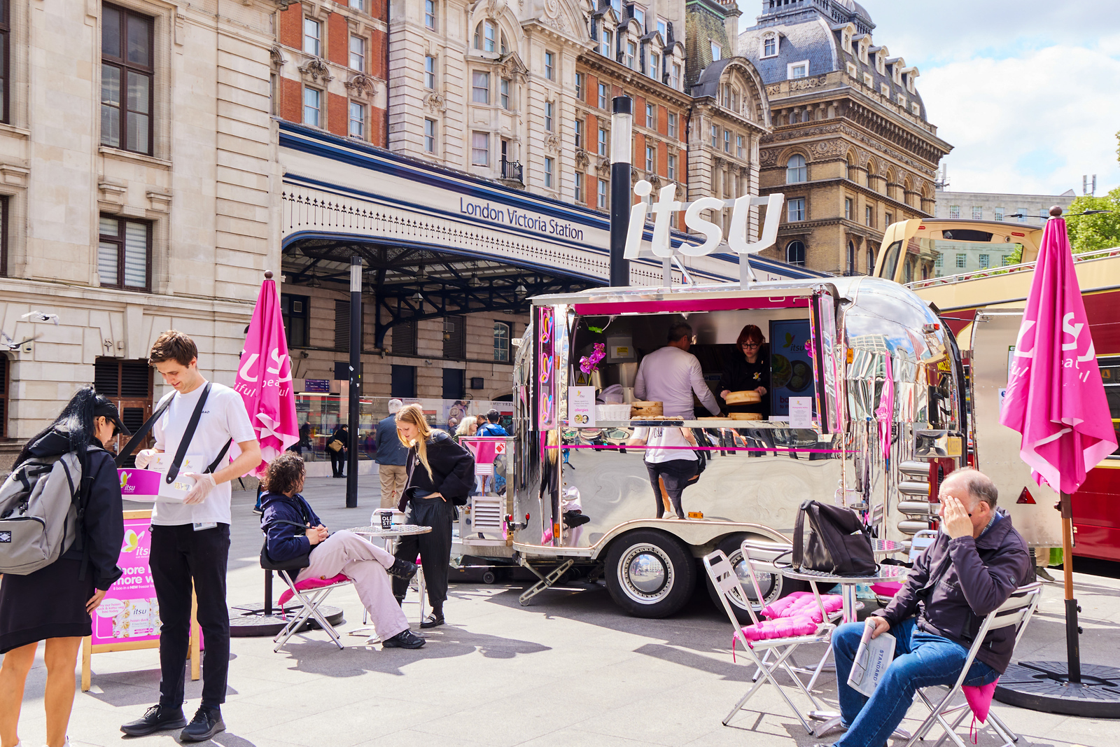 Itsu at London Victoria Experiential Space