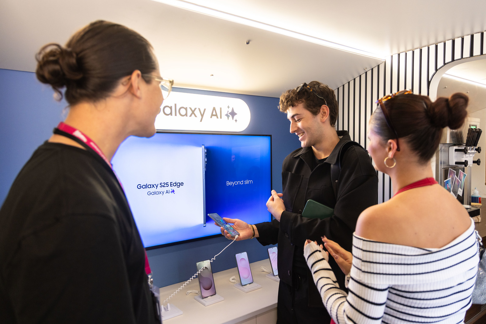 Samsung at Charing Cross