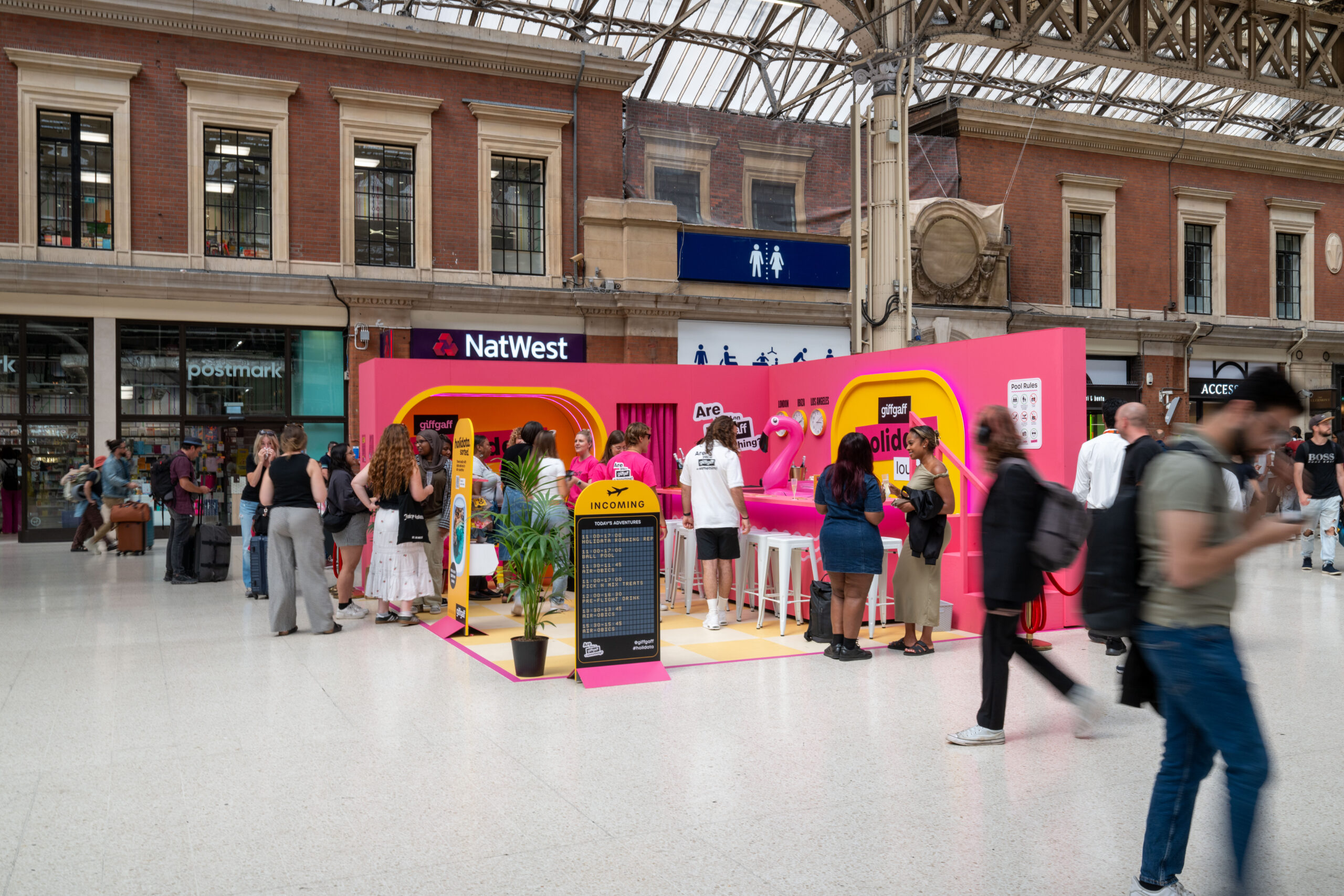 giffgaff at Victoria_003