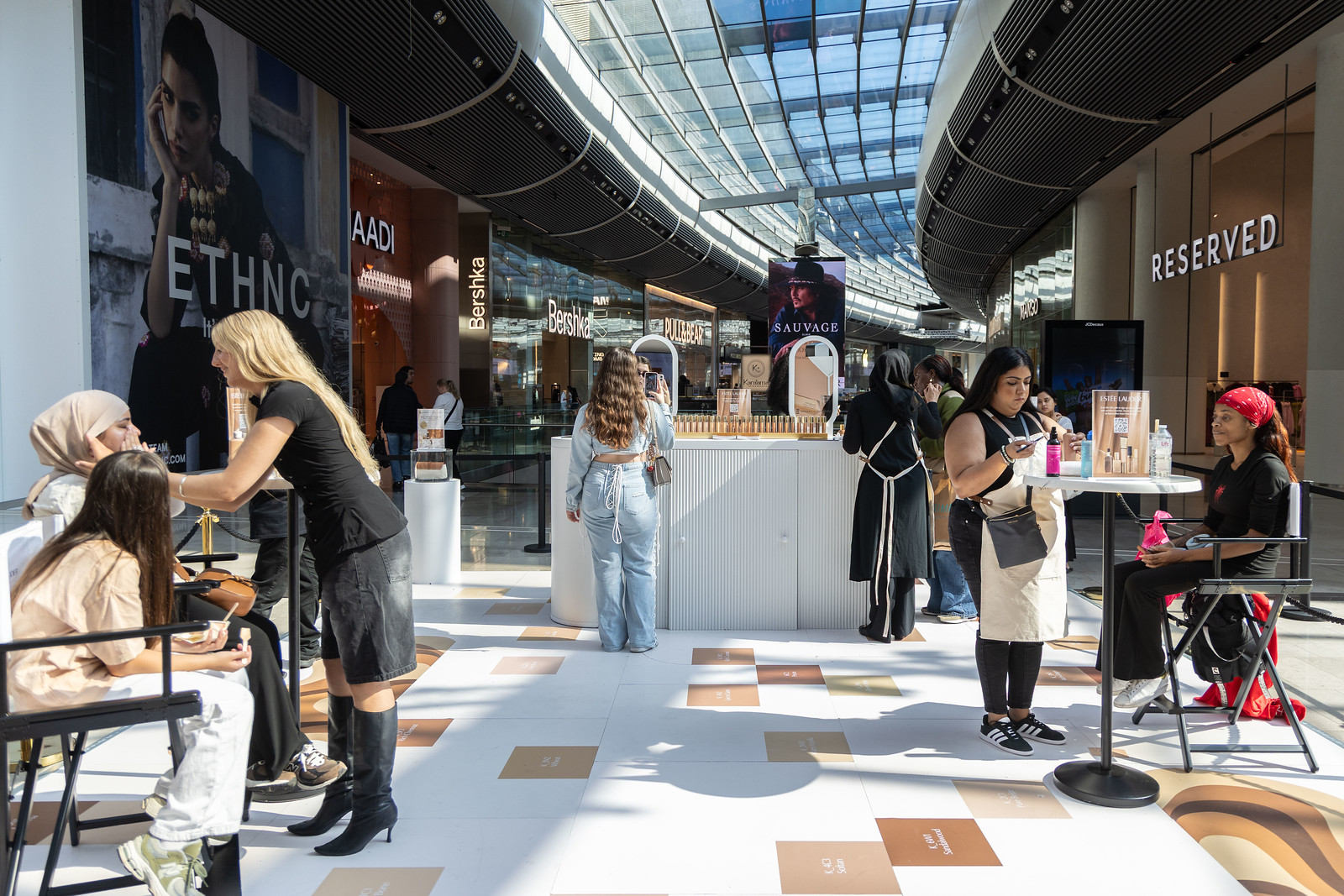 Westfield Stratford Estee Lauder Pop Up Brand Activation 2